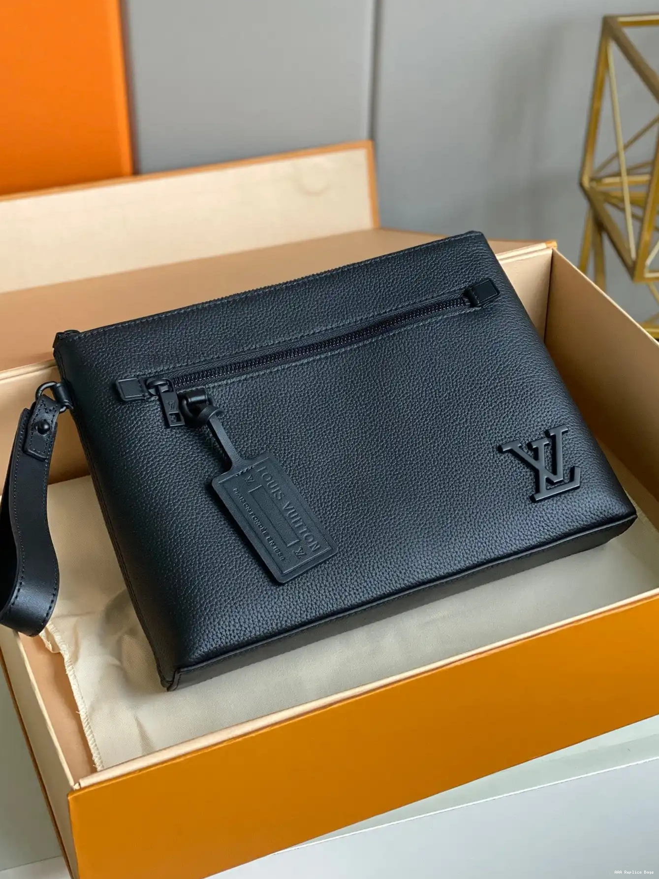 Aaa replica bags VUITTON IPAD LOUIS POUCH 0528